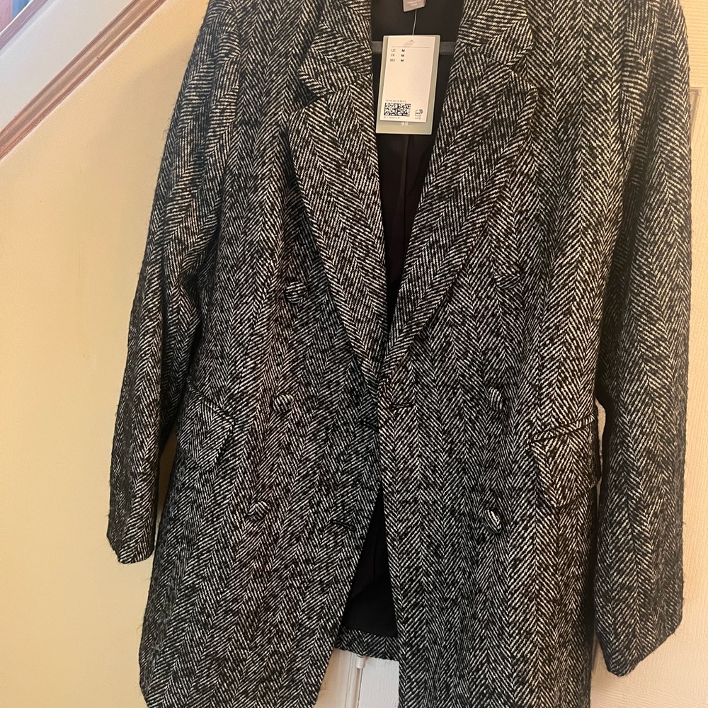 H&M Black and White Blazer